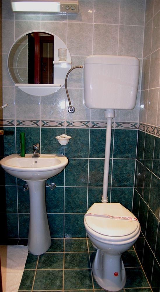Hotel Tiski Cvet Novi Bečej Esterno foto